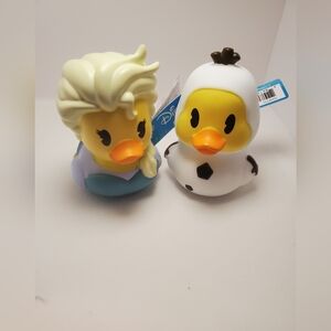Disney Duckalooz Rubber Duck Frozen Elsa & Olaf Jeep Bath Tub